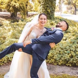 Meet your Posher, Monica